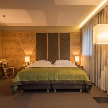 Arlara Hotel
